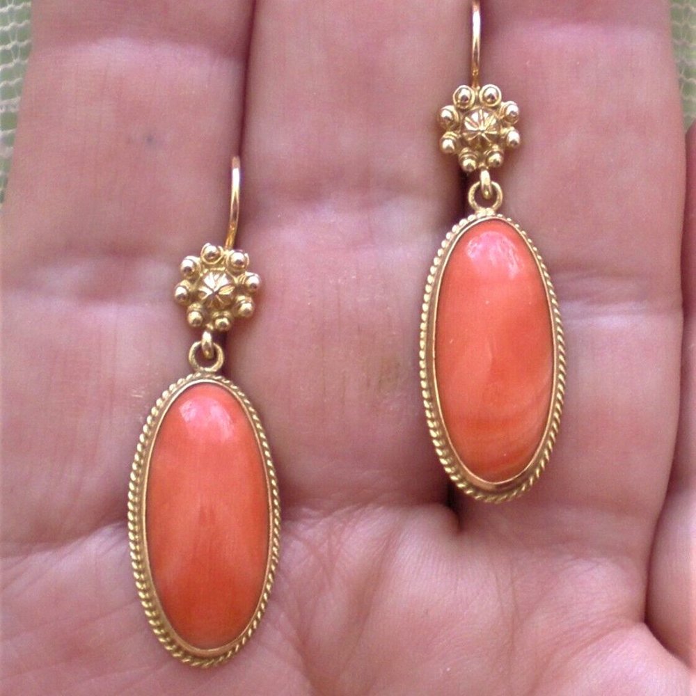 Vintage 14K Yellow Gold Large Salmon Red Coral Cabochon Dangle Drop EARRINGS - Picture 5 of 8
